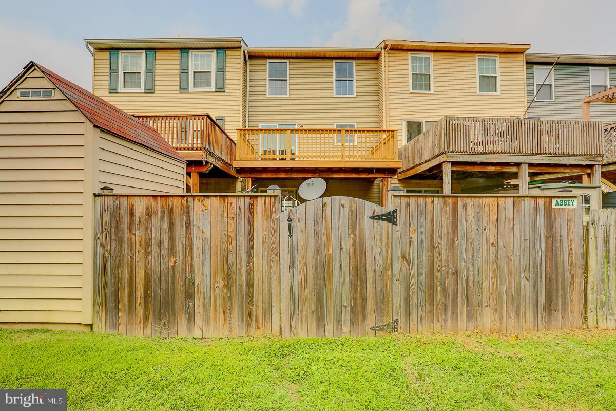 4003 Issacs Road Baltimore, MD 21220 - Photo 29 of 30 Exterior (Rear)
