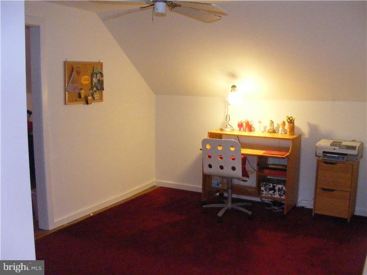 424 Suffolk Road Flourtown, PA 19031 - Photo 7 of 9 Common Area