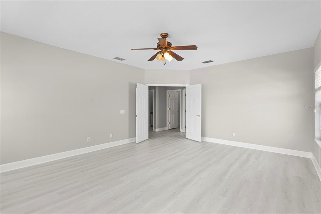 8134 Santa Rosa Court Sarasota, FL 34243 - Photo 42 of 52