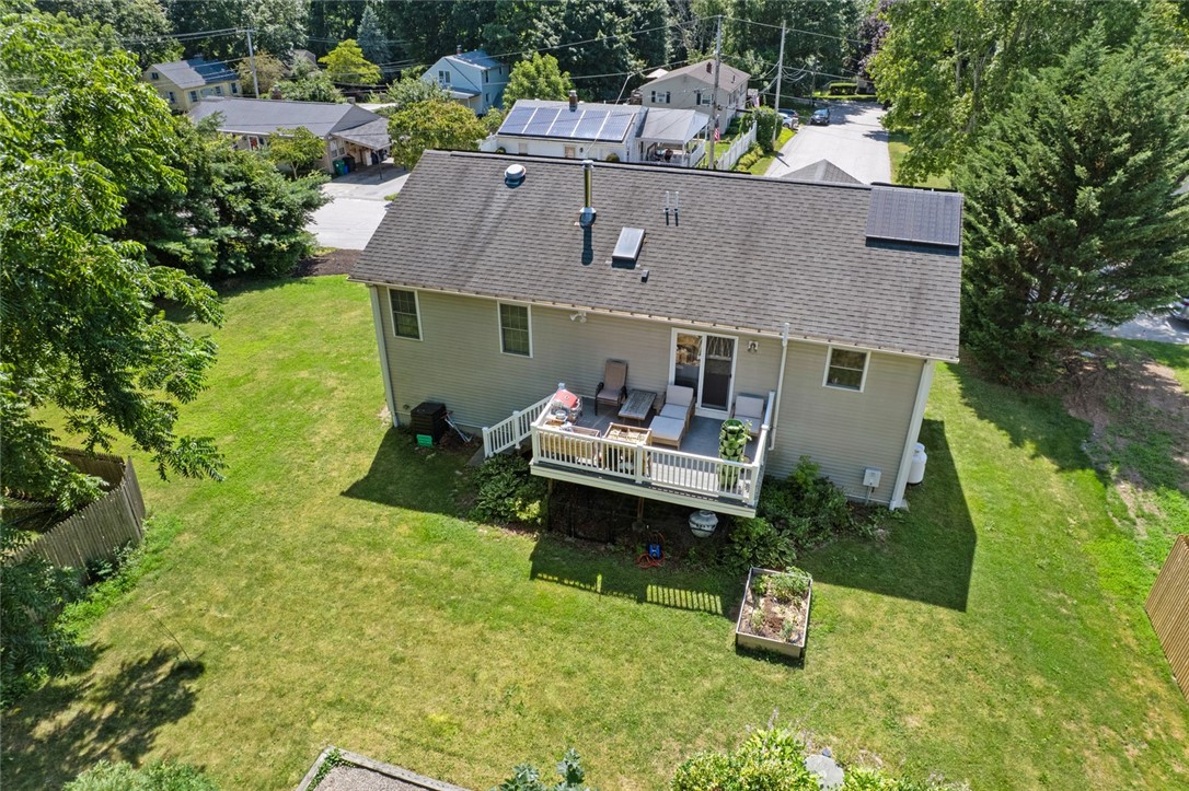 15 Meadow Road Scituate, RI 02831 - Photo 4 of 26