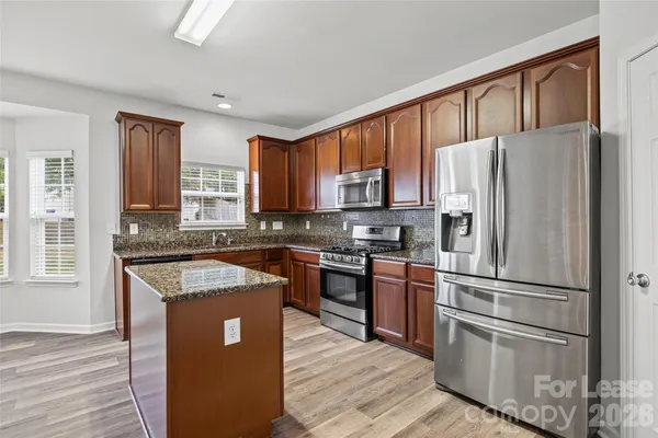 $3,100 | 2704 Piersland Drive, Matthews, NC 28104