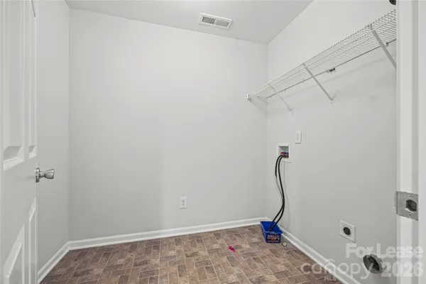 $3,100 | 2704 Piersland Drive, Matthews, NC 28104
