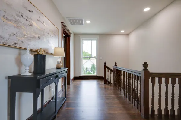 $679,900 | 414 West College Street, Dickson, TN 37055