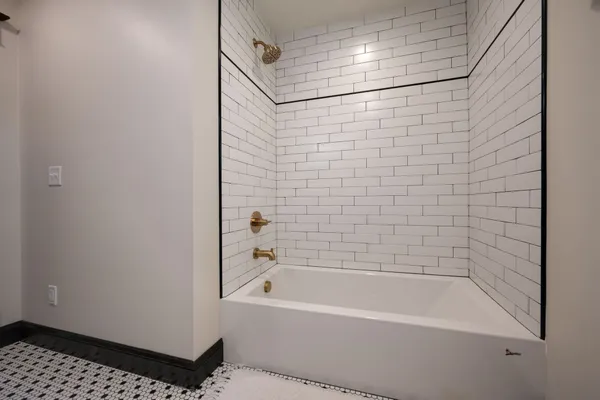 $679,900 | 414 West College Street, Dickson, TN 37055