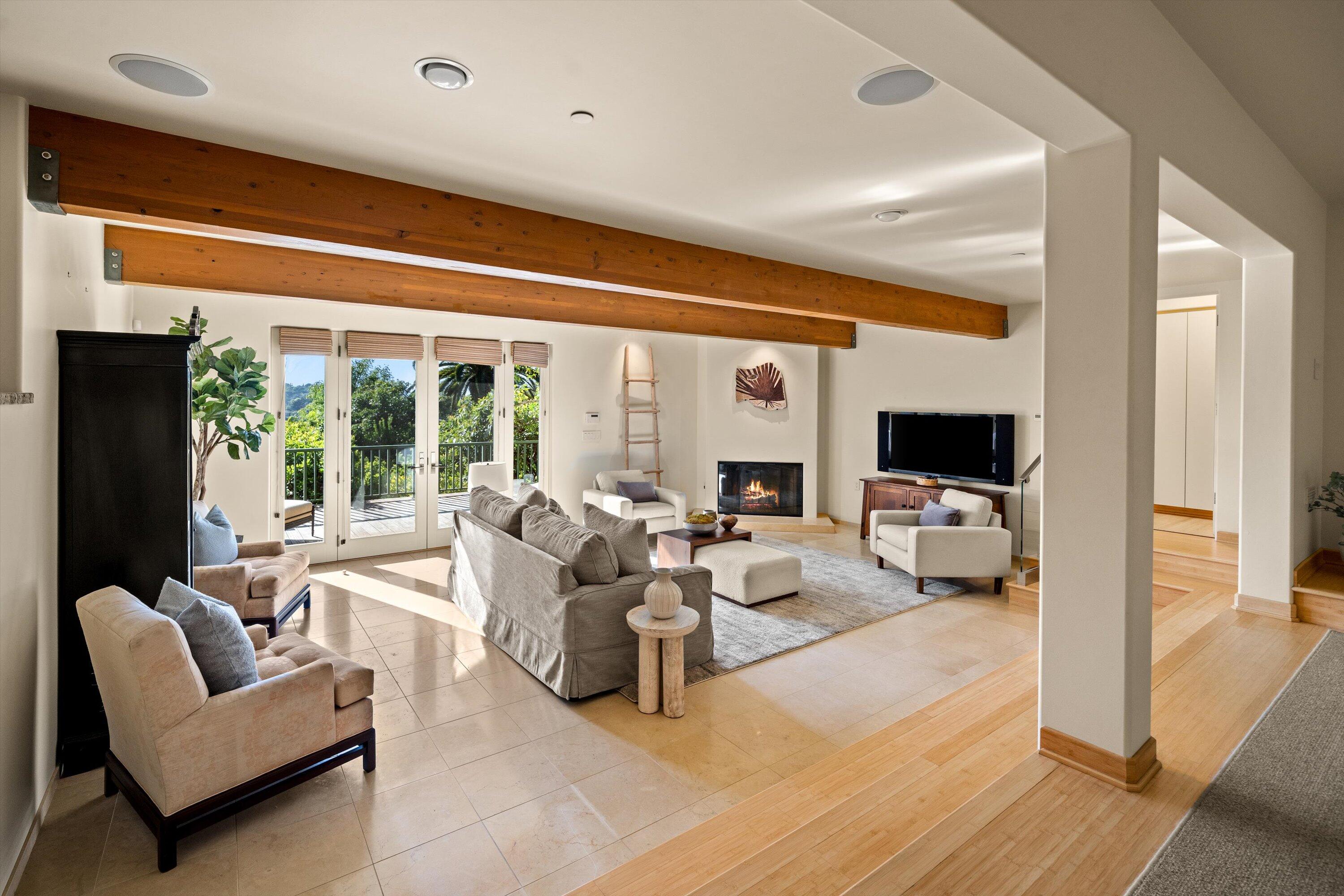 930 Monte Drive Santa Barbara, CA 93110 - Photo 23 of 49 a living room with furniture and a flat screen tv