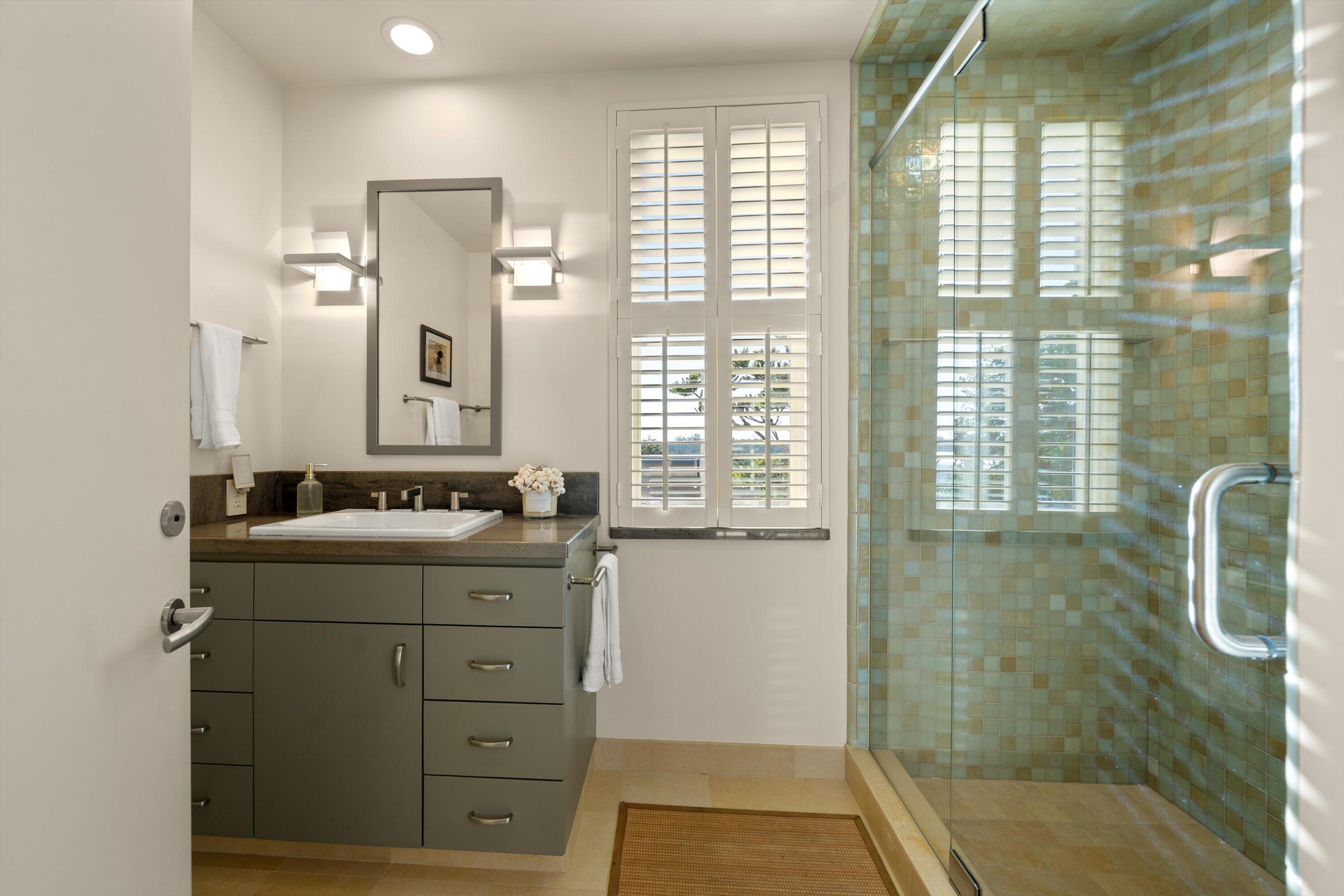 930 Monte Drive Santa Barbara, CA 93110 - Photo 29 of 50 Bath 4