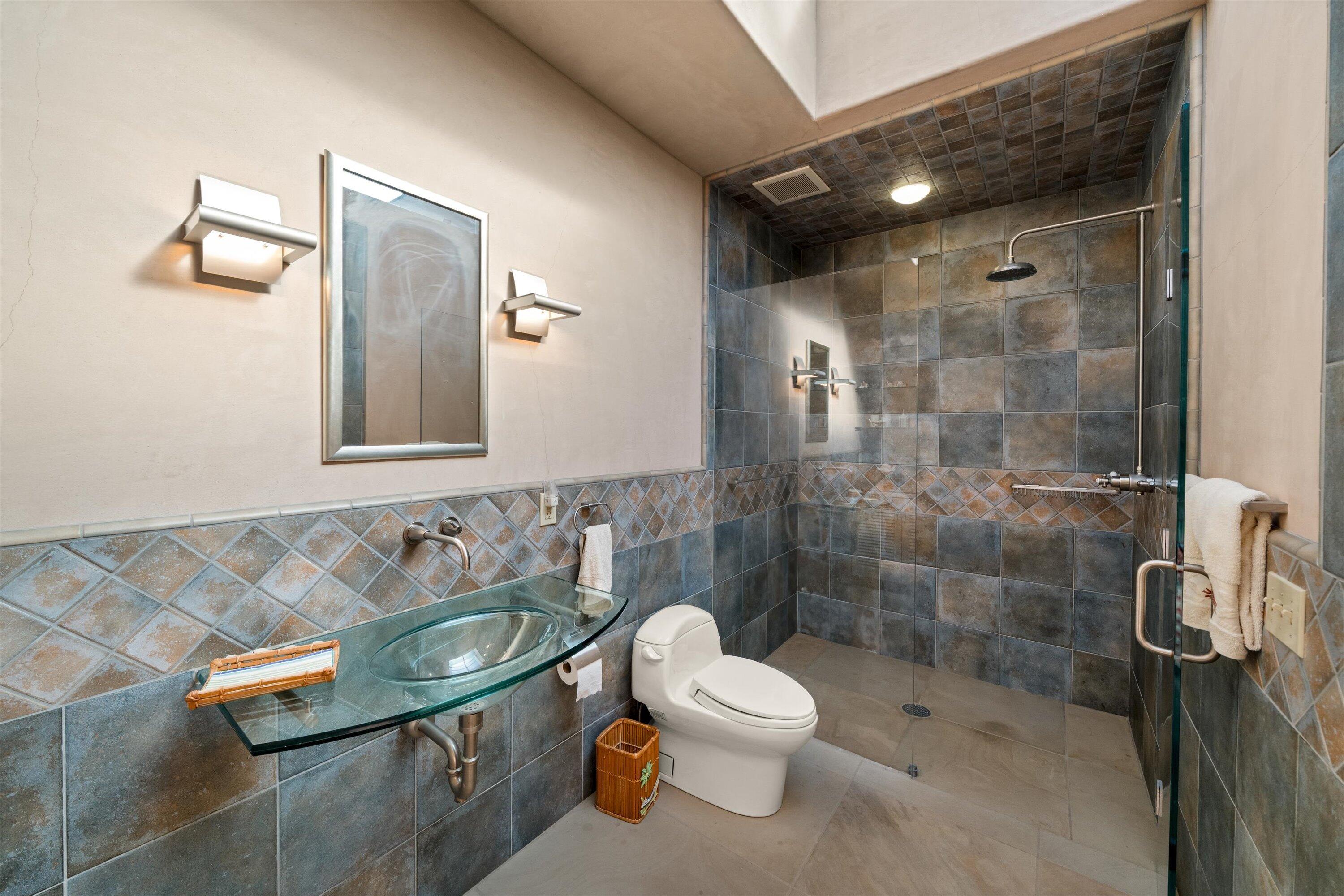 930 Monte Drive Santa Barbara, CA 93110 - Photo 38 of 50 cabana bath