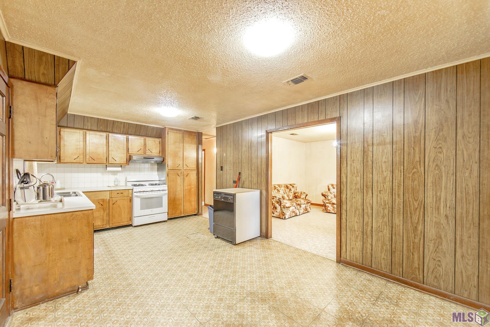 309 St Patrick Street Houma, LA 70364 - Photo 6 of 11