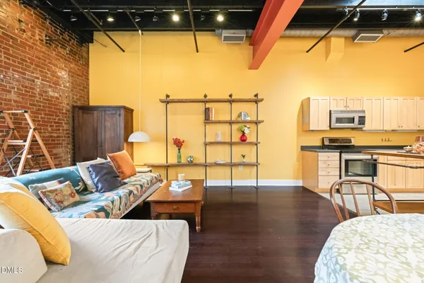 $415,000 | 208 Rigsbee Avenue, Unit 206, Durham, NC 27701