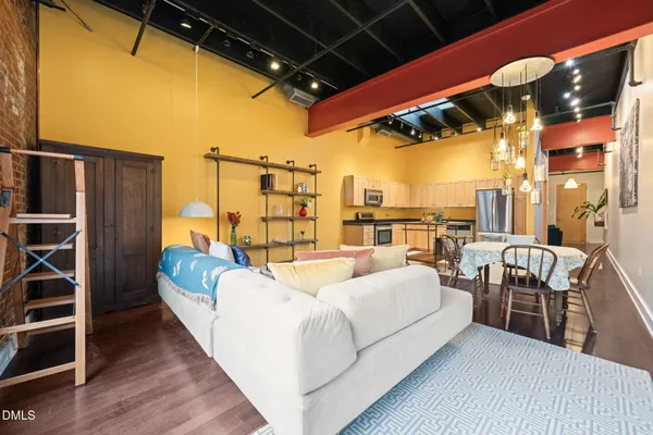 $415,000 | 208 Rigsbee Avenue, Unit 206, Durham, NC 27701