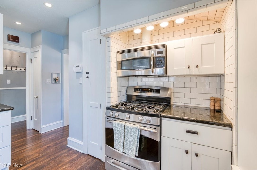 3320 Dorchester Road Cleveland, OH 44120 - Photo 17 of 40 Gallery Image 17
