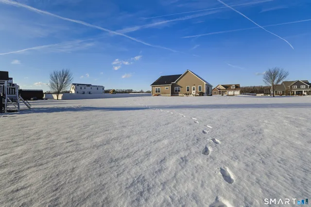 $614,900 | 4 Jessie Lane, East Windsor, CT 06016