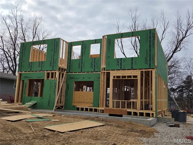 $1,195,000 | 1223 Simmons Avenue, Kirkwood, MO 63122