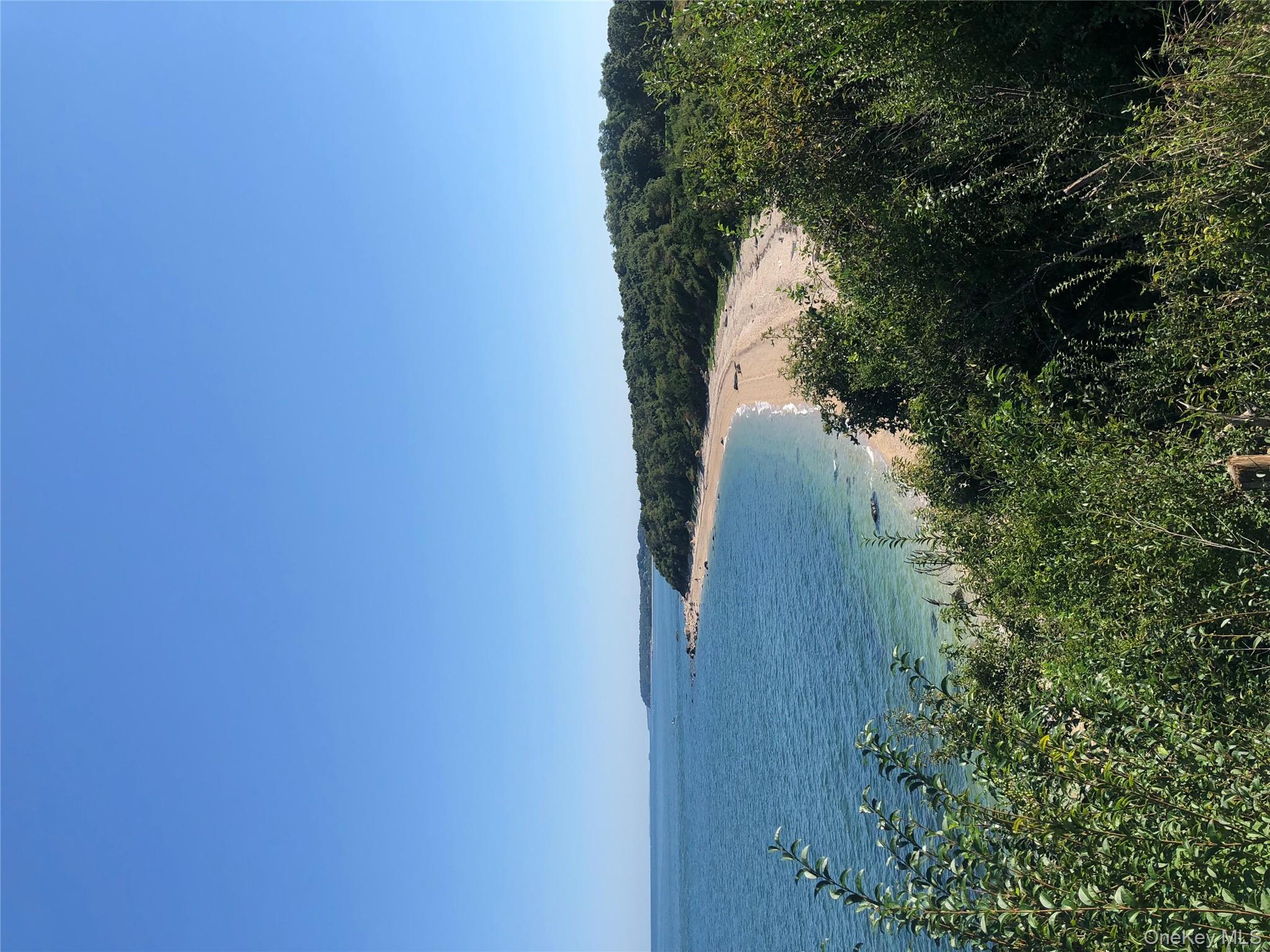 2840 Stars Road East Marion, NY 11939 - Photo 21 of 29