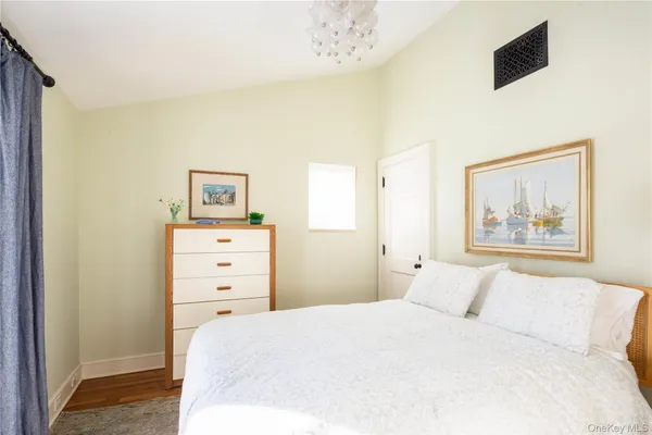 $75,000 | 2840 Stars Road, East Marion, NY 11939