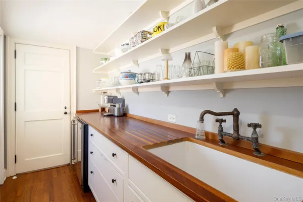 $75,000 | 2840 Stars Road, East Marion, NY 11939