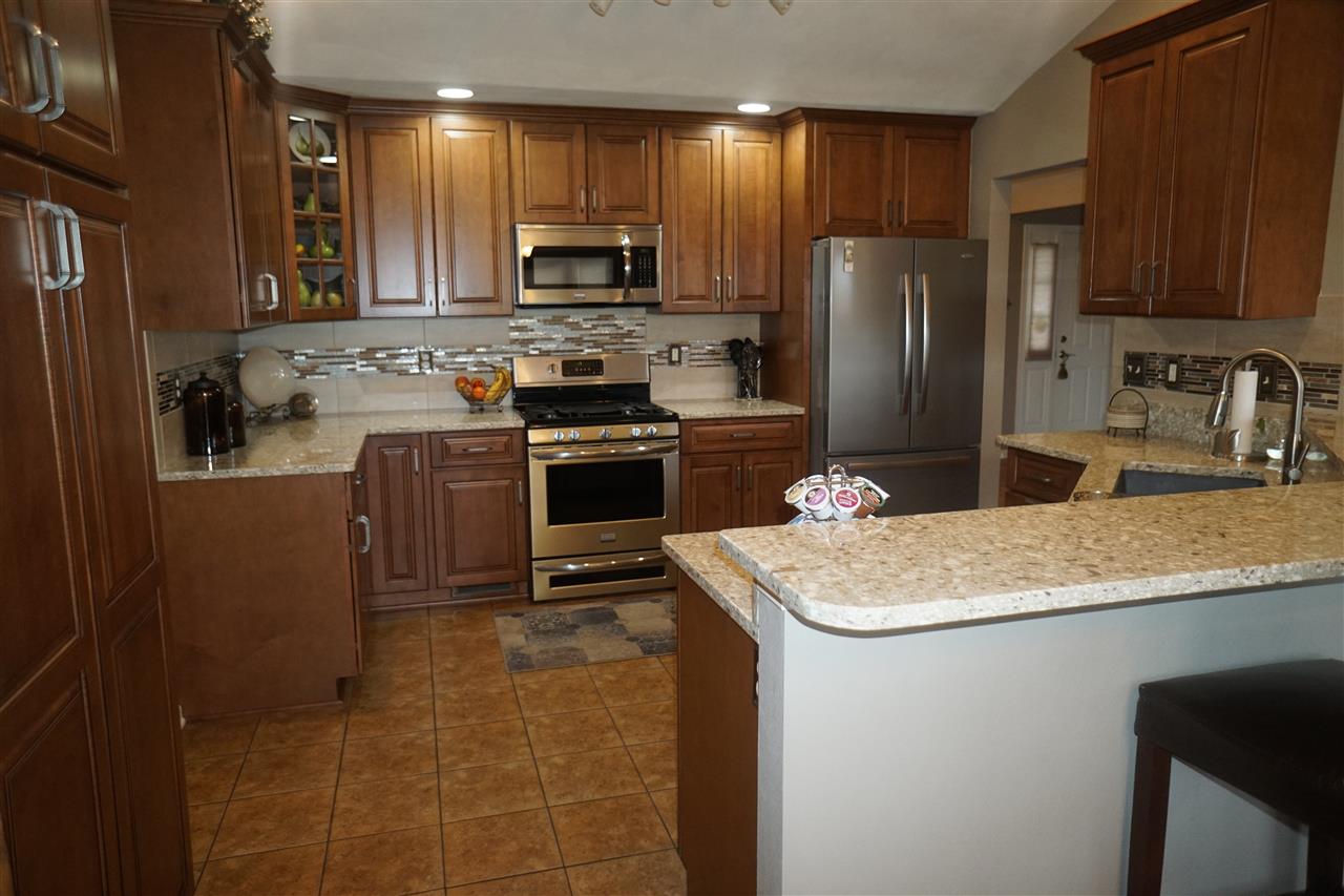 7280 West Ridge Lane Cherry Valley, IL 61016 - Photo 8 of 19 Gallery Image 8