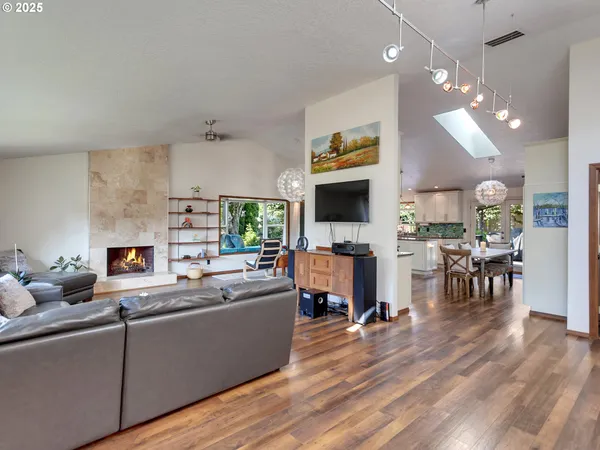 $598,500 | 29385 Southwest Teton Way, Wilsonville, OR 97070