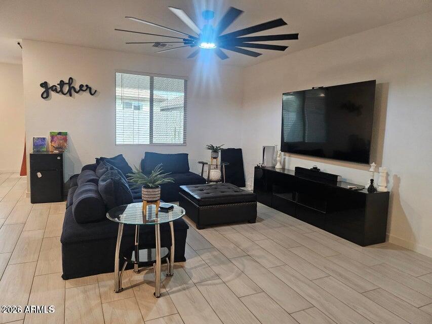 17446 West Fulton Street Goodyear, AZ 85338 - Photo 8 of 18