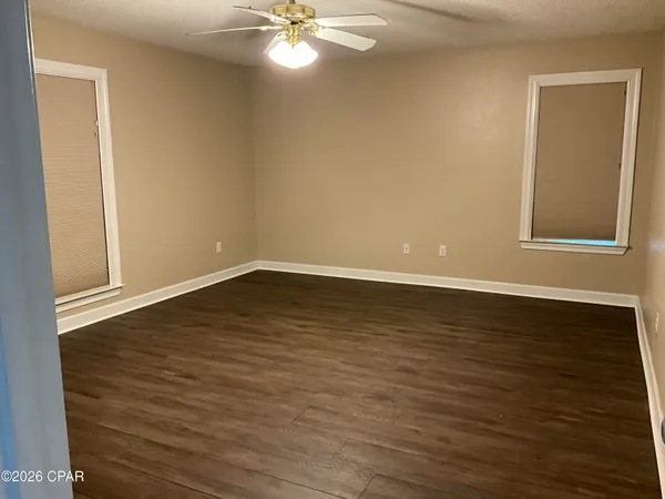$450,000 | 22 10 Lake Drive, DeFuniak Springs, FL 32433