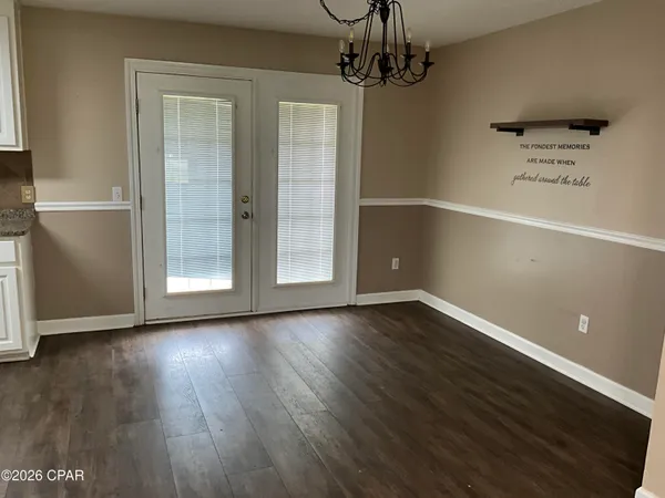 $450,000 | 22 10 Lake Drive, DeFuniak Springs, FL 32433
