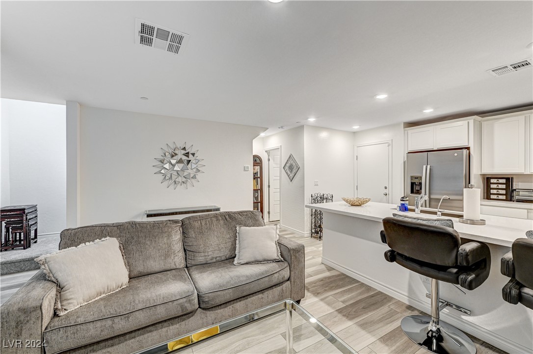 6176 Rathbone Street Las Vegas, NV 89166 - Photo 19 of 46