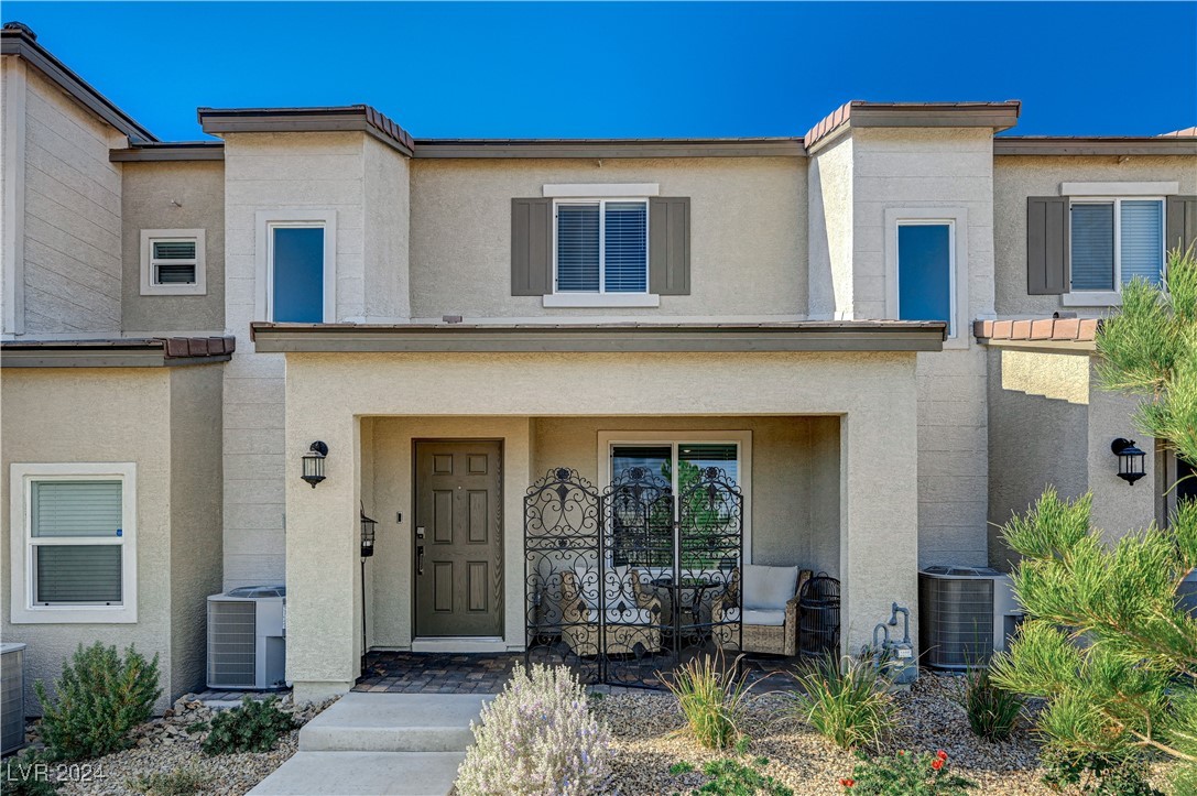 6176 Rathbone Street Las Vegas, NV 89166 - Photo 2 of 46