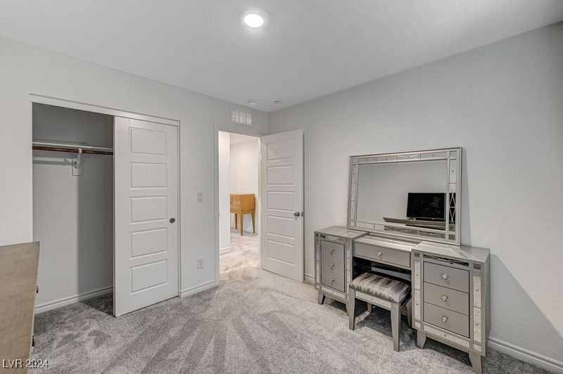 6176 Rathbone Street Las Vegas, NV 89166 - Photo 27 of 46