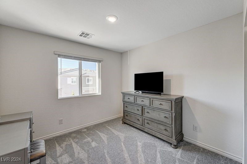 6176 Rathbone Street Las Vegas, NV 89166 - Photo 30 of 46
