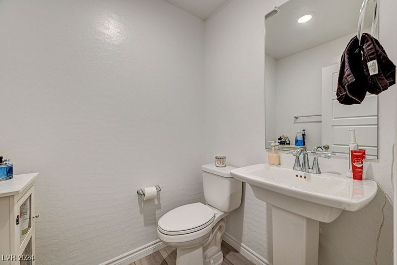 6176 Rathbone Street Las Vegas, NV 89166 - Photo 36 of 46