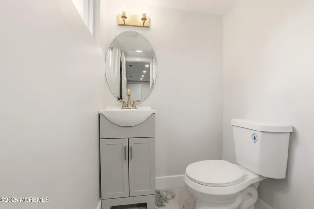 $559,000 | 1599 Woodcrest Drive, Toms River, NJ 08753