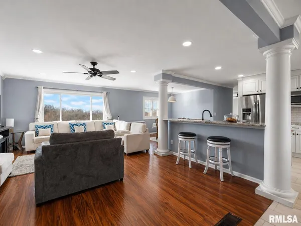 $319,900 | 2213 Cordova Court, Pekin, IL 61554