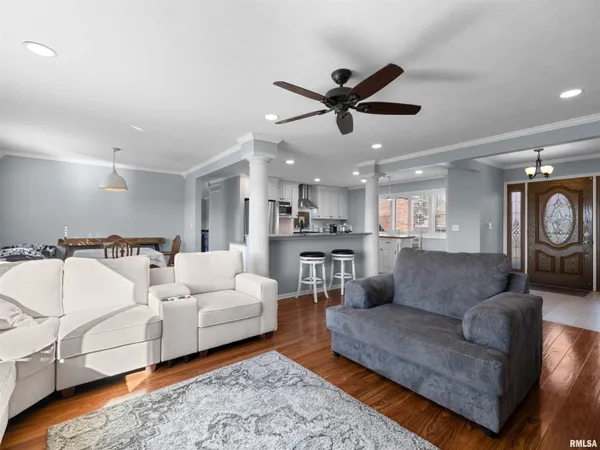 $319,900 | 2213 Cordova Court, Pekin, IL 61554