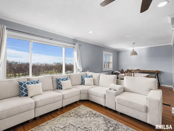 $319,900 | 2213 Cordova Court, Pekin, IL 61554