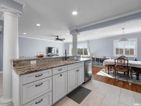 $319,900 | 2213 Cordova Court, Pekin, IL 61554