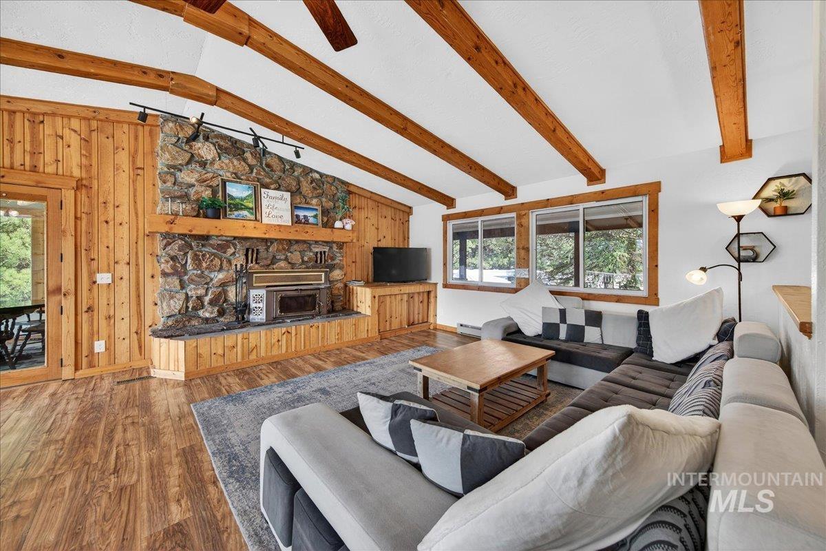 115 Par Drive Cascade, ID 83611 - Photo 5 of 47