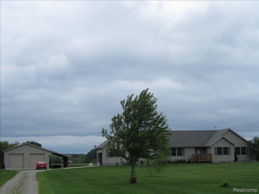 10600 Sparling Road Memphis, MI 48041 - Photo 2 of 20 IMG_0555