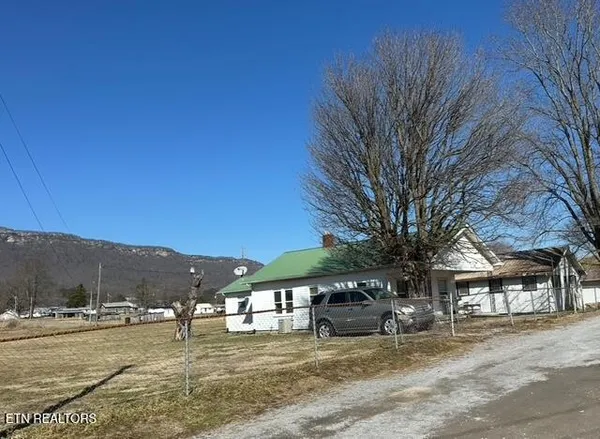 $65,000 | 273 Stockyard Drive, Ewing, VA 24248