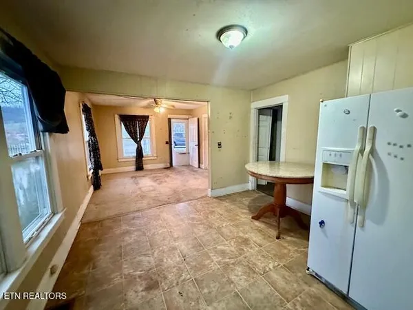 $65,000 | 273 Stockyard Drive, Ewing, VA 24248