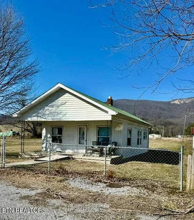 $65,000 | 273 Stockyard Drive, Ewing, VA 24248