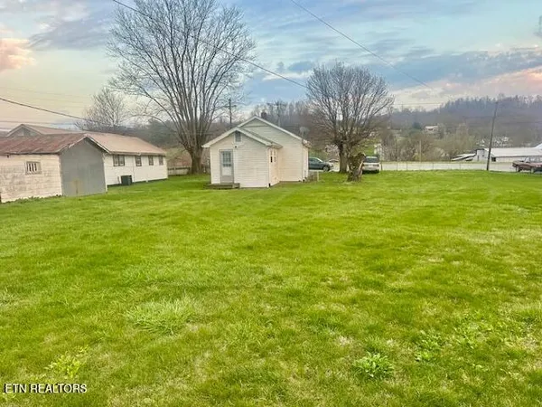 $65,000 | 273 Stockyard Drive, Ewing, VA 24248