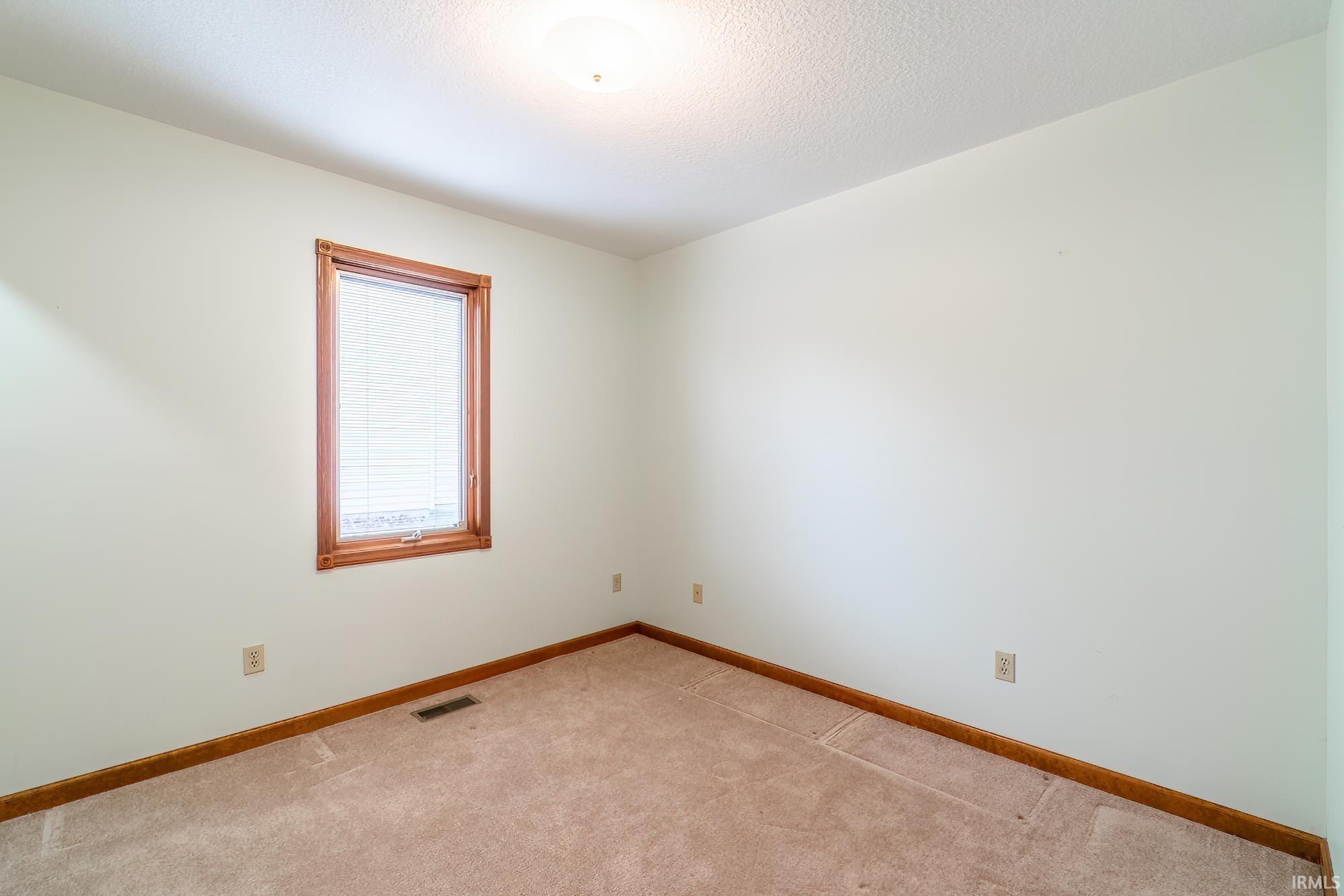 8508 Medallion Run Fort Wayne, IN 46825 - Photo 14 of 19