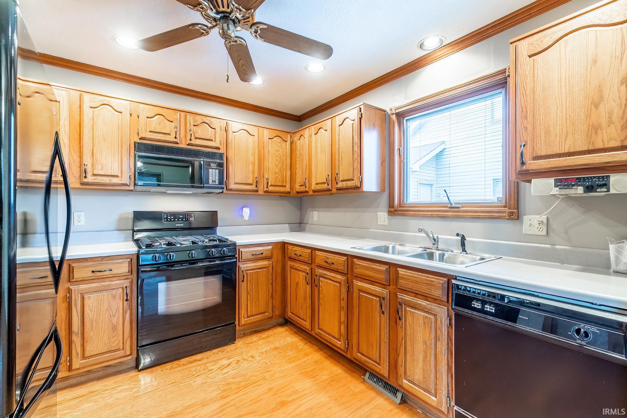 8508 Medallion Run Fort Wayne, IN 46825 - Photo 5 of 19