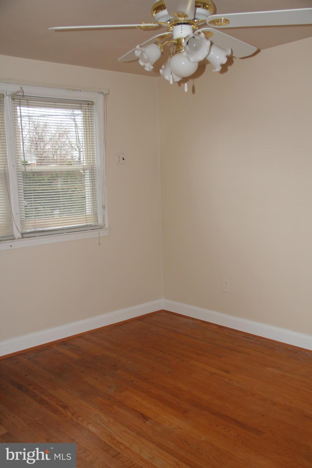 2108 Vailthorn Road Baltimore, MD 21220 - Photo 12 of 22 Bedroom