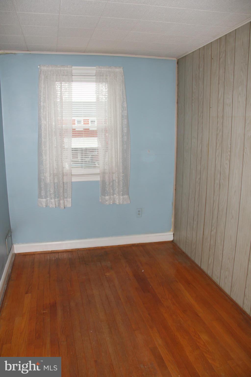 2108 Vailthorn Road Baltimore, MD 21220 - Photo 17 of 22 Bedroom