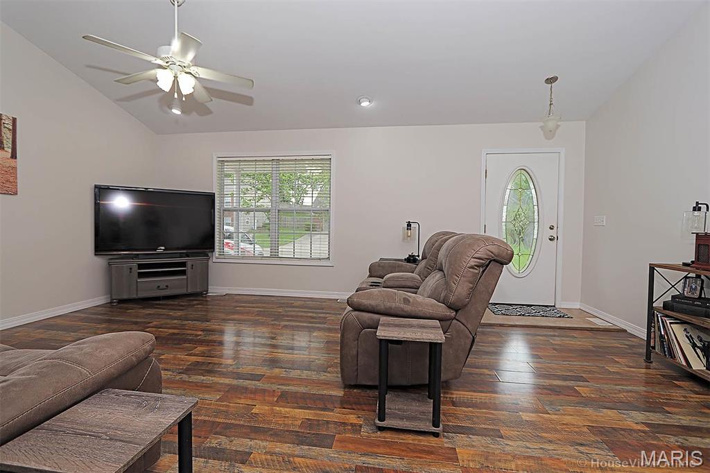 230 Matt Lane Jackson, MO 63755 - Photo 7 of 58