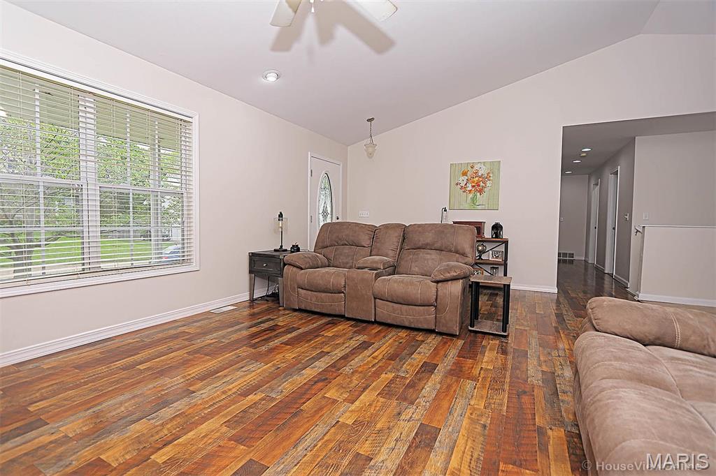 230 Matt Lane Jackson, MO 63755 - Photo 8 of 58