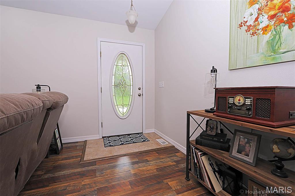 230 Matt Lane Jackson, MO 63755 - Photo 9 of 58