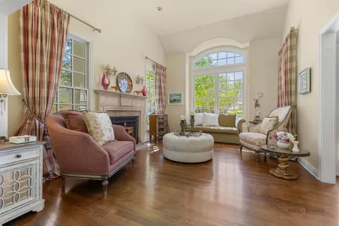 $975,000 | 1730 Yale Court, Lake Forest, IL 60045
