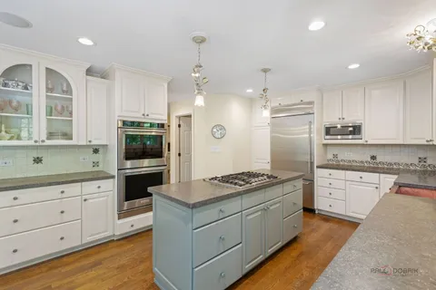 $975,000 | 1730 Yale Court, Lake Forest, IL 60045